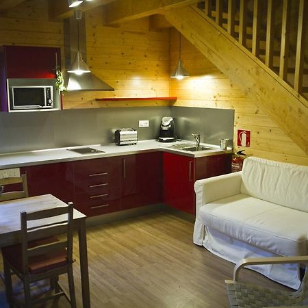 Apartamentos El Bosquet Sant Cugat del Vallès Oda fotoğraf