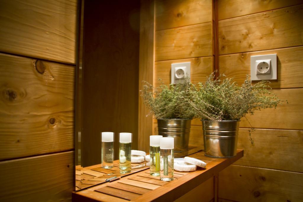 Apartamentos El Bosquet Sant Cugat del Vallès Dış mekan fotoğraf