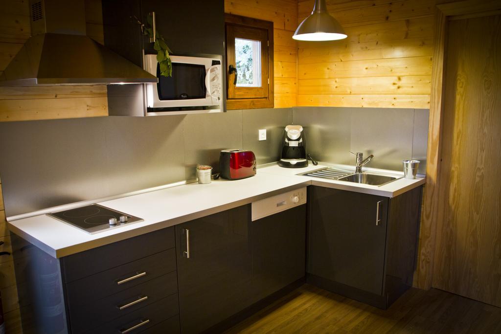 Apartamentos El Bosquet Sant Cugat del Vallès Oda fotoğraf