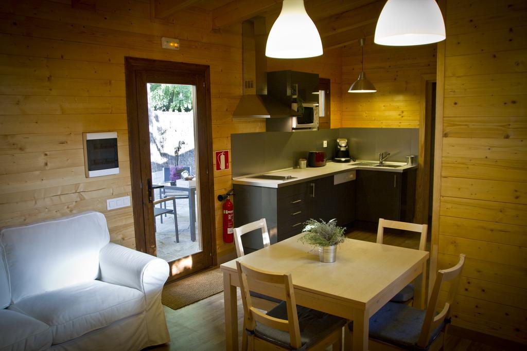 Apartamentos El Bosquet Sant Cugat del Vallès Oda fotoğraf