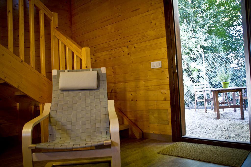 Apartamentos El Bosquet Sant Cugat del Vallès Oda fotoğraf