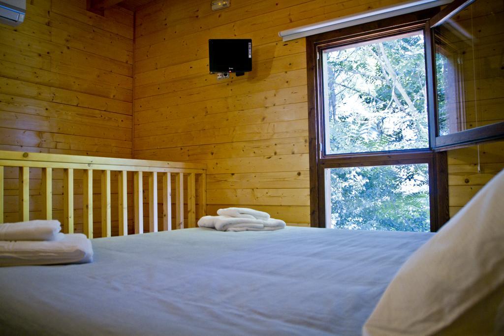 Apartamentos El Bosquet Sant Cugat del Vallès Oda fotoğraf