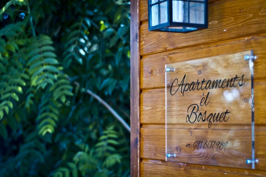 Apartamentos El Bosquet Sant Cugat del Vallès Oda fotoğraf